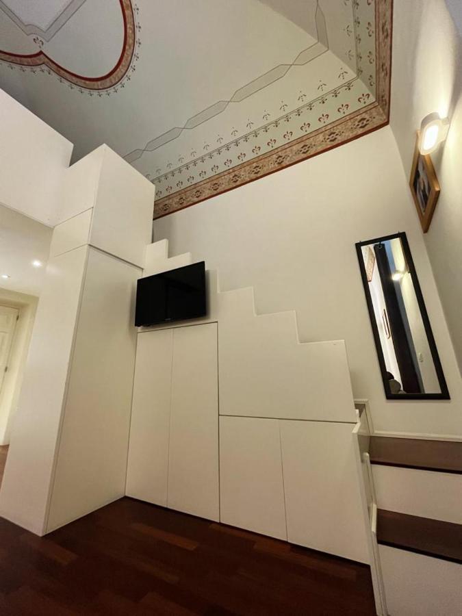 Visconti 89-Duplex Suite Бари Экстерьер фото