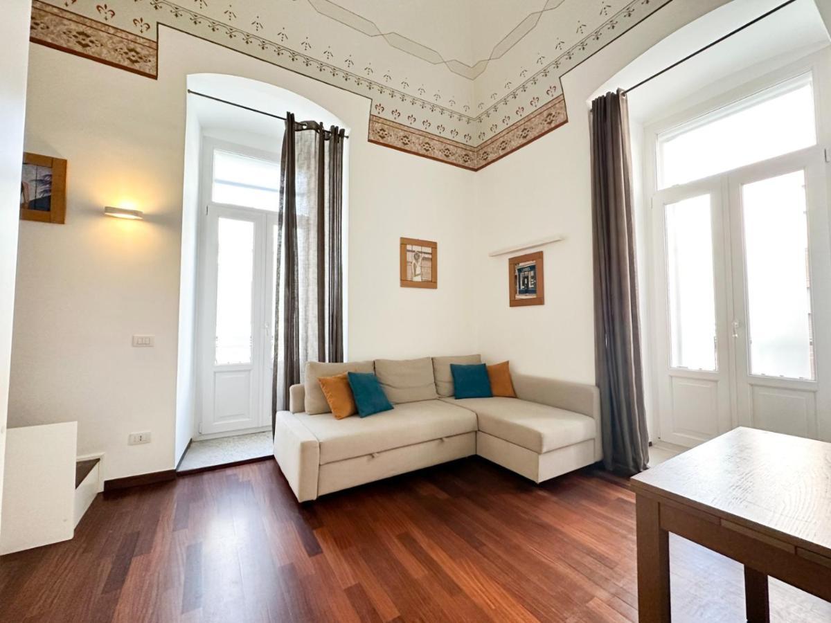 Visconti 89-Duplex Suite Бари Экстерьер фото