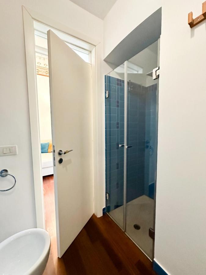 Visconti 89-Duplex Suite Бари Экстерьер фото