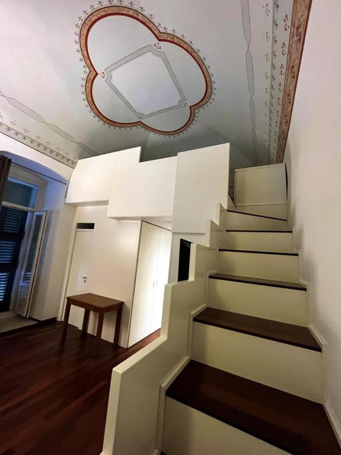 Visconti 89-Duplex Suite Бари Экстерьер фото