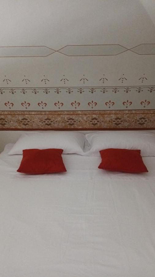 Visconti 89-Duplex Suite Бари Экстерьер фото